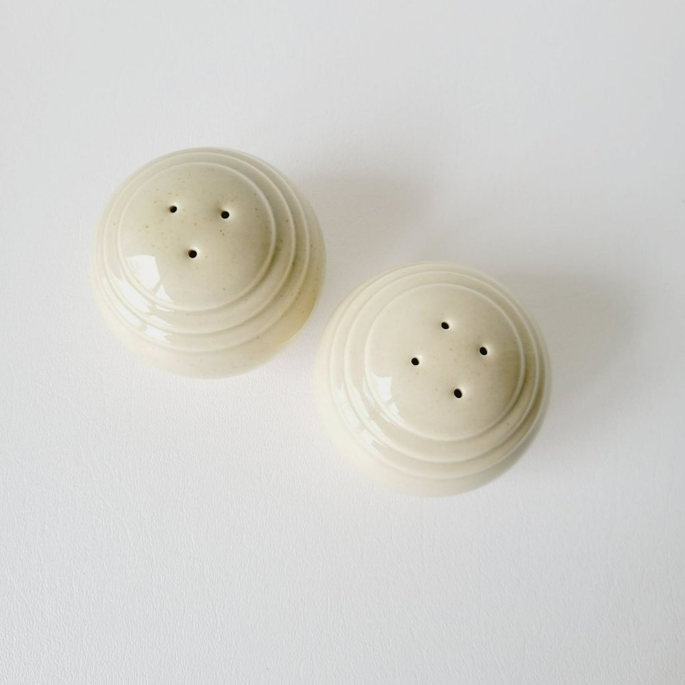 Vintage Pfaltzgraff Cappuccino Salt & Pepper Shaker Beige USA Made Discontinued